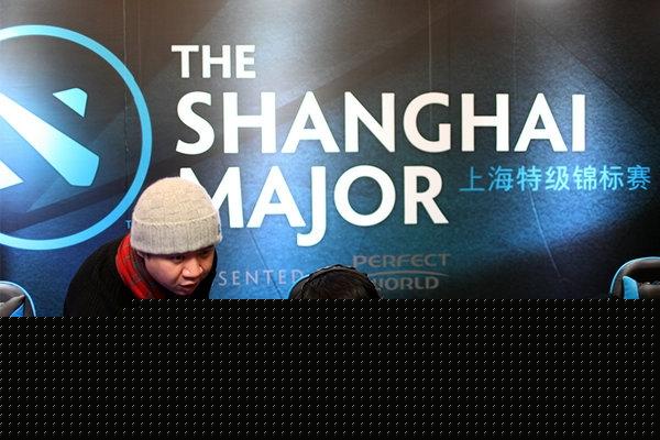 LGD官宣新赛季大名单：打野国豪，haichao中单，辅助金角