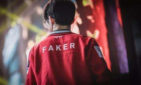 LPL春季赛今日赛程及阵容首发